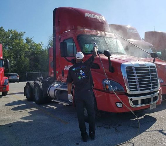 8 Specifics of Running a Commercial Truck Wash You Should Know