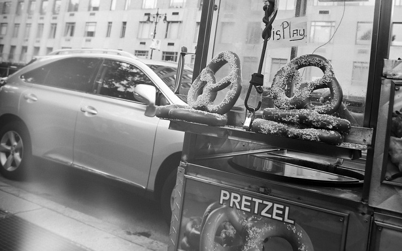 Pretzel Franchises vs Car Franchises – Which Is a Better Fit for You?